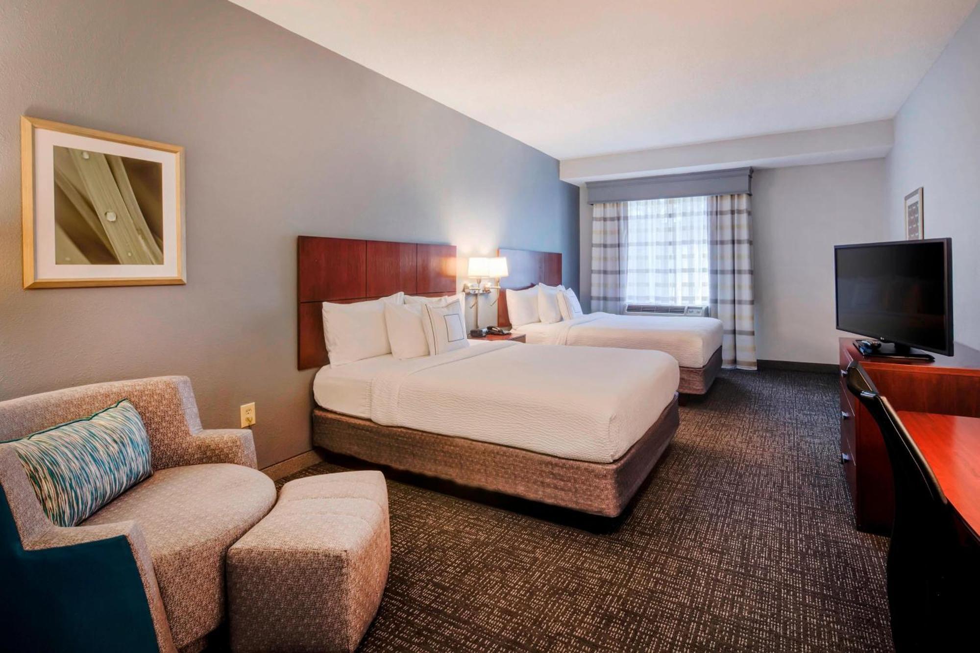 Courtyard Raleigh Crabtree Valley Экстерьер фото
