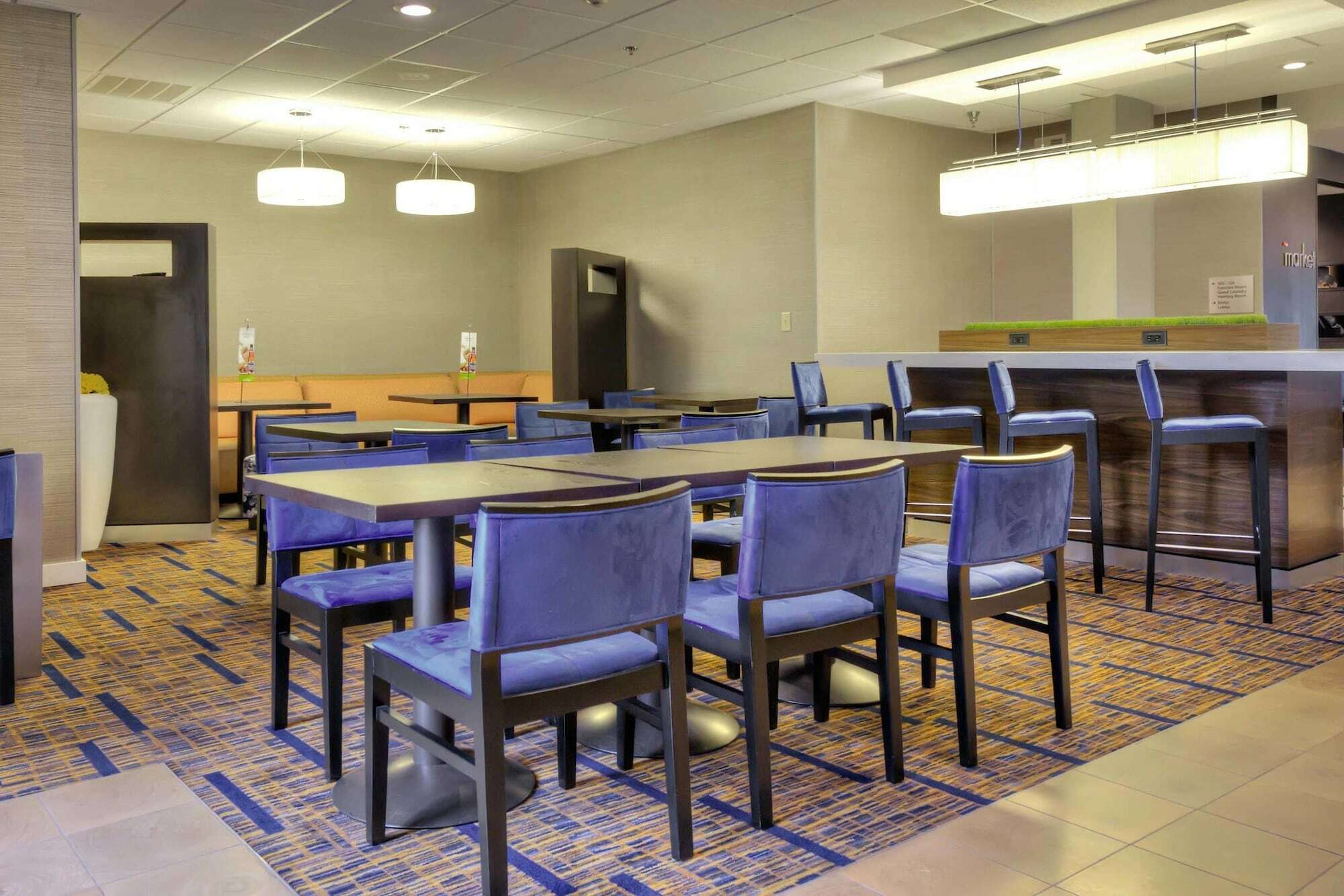 Courtyard Raleigh Crabtree Valley Экстерьер фото